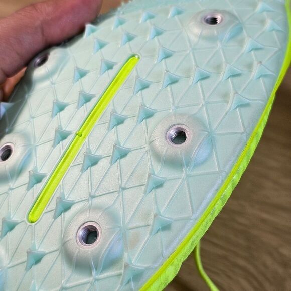 Nike Zoom Mamba V Track Spikes Running Shoes Women's 13.5 Volt Black DR9945-700 - Picture 12 of 15